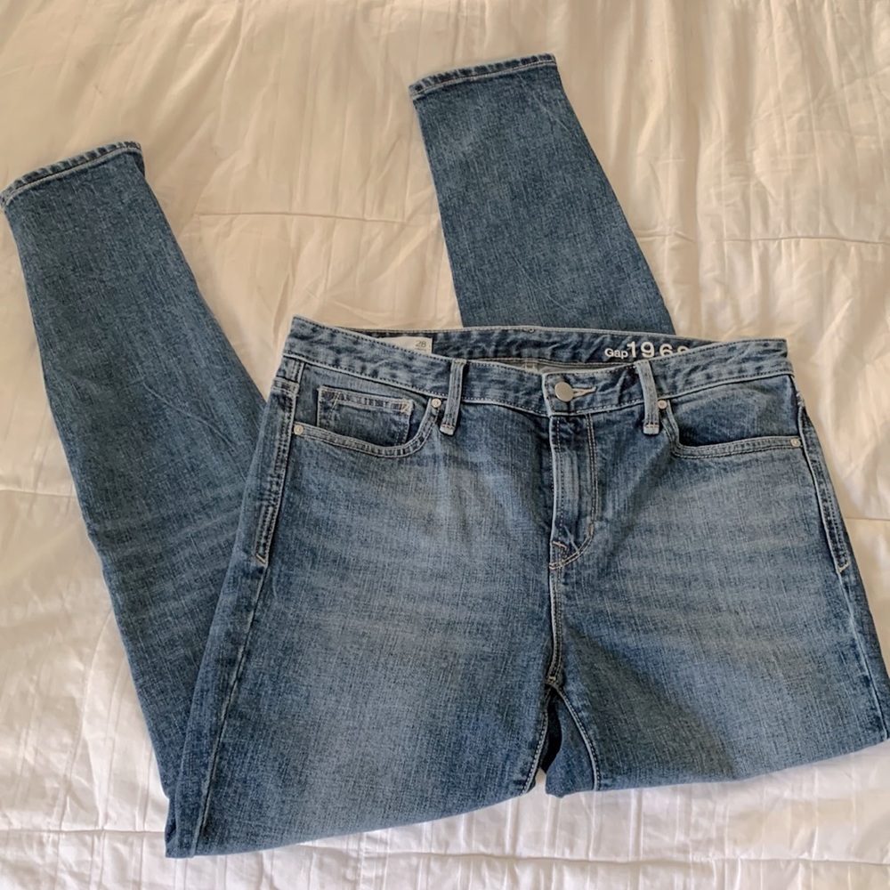 Gap 1969 High Rise Medium Wash Skinny Jeans